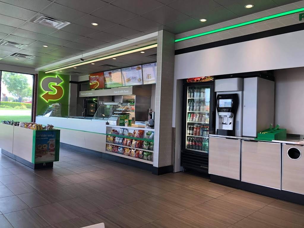 Subway | restaurant | 7101 Northwest Expy, Oklahoma City, OK 73132, USA | 4057227827 OR +1 405-722-7827