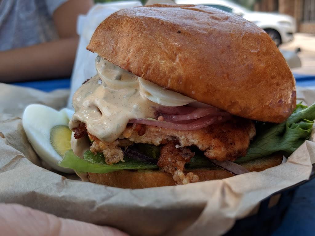 Expert Burger | restaurant | 313 Chambers Ave, Eagle, CO 81631, USA | 9703281291 OR +1 970-328-1291