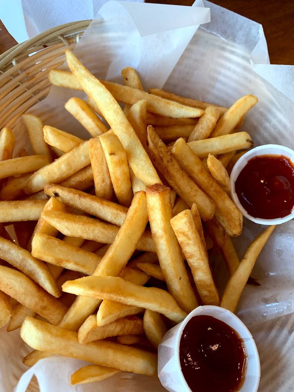 Tarboosh Restaurant | restaurant | 3050 Confederation Pkwy, Mississauga, ON L5B 3Z6, Canada | 9059490222 OR +1 905-949-0222