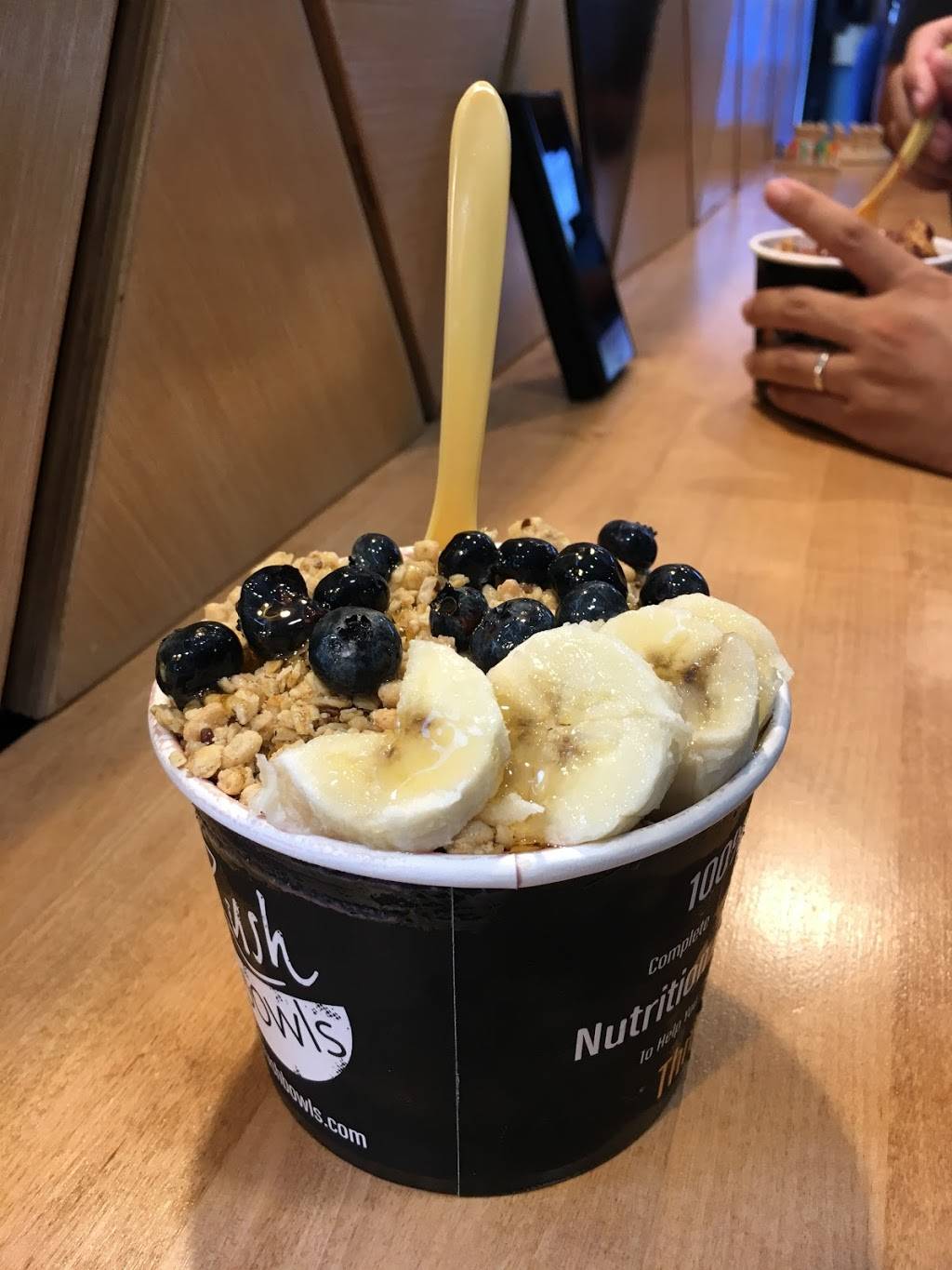 Rush Bowls | restaurant | 5331 E Mockingbird Ln Suite 140, Dallas, TX 75206, USA | 4692063740 OR +1 469-206-3740