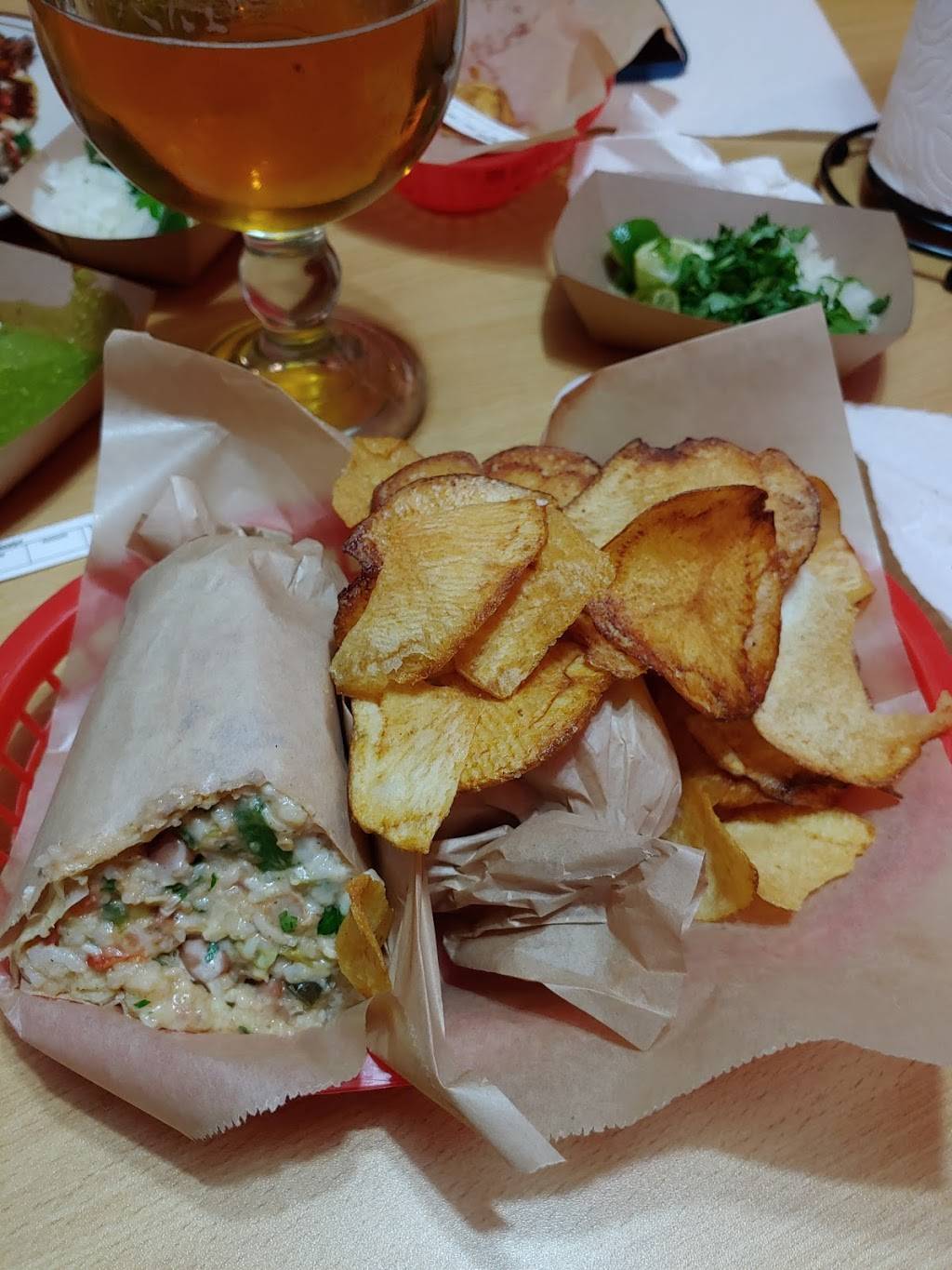 Lake Taco | restaurant | 1213 June St, Hood River, OR 97031, USA | 5413862276 OR +1 541-386-2276