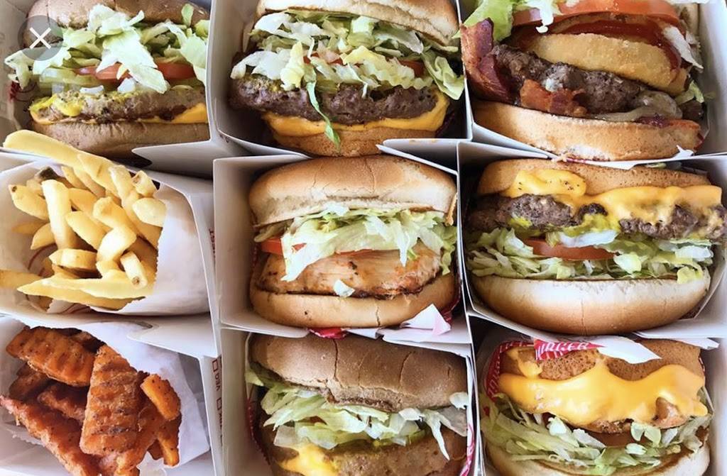 Fatburger Buffalos Express | restaurant | 16414 Beach Blvd, Westminster, CA 92683, USA | 7146225938 OR +1 714-622-5938