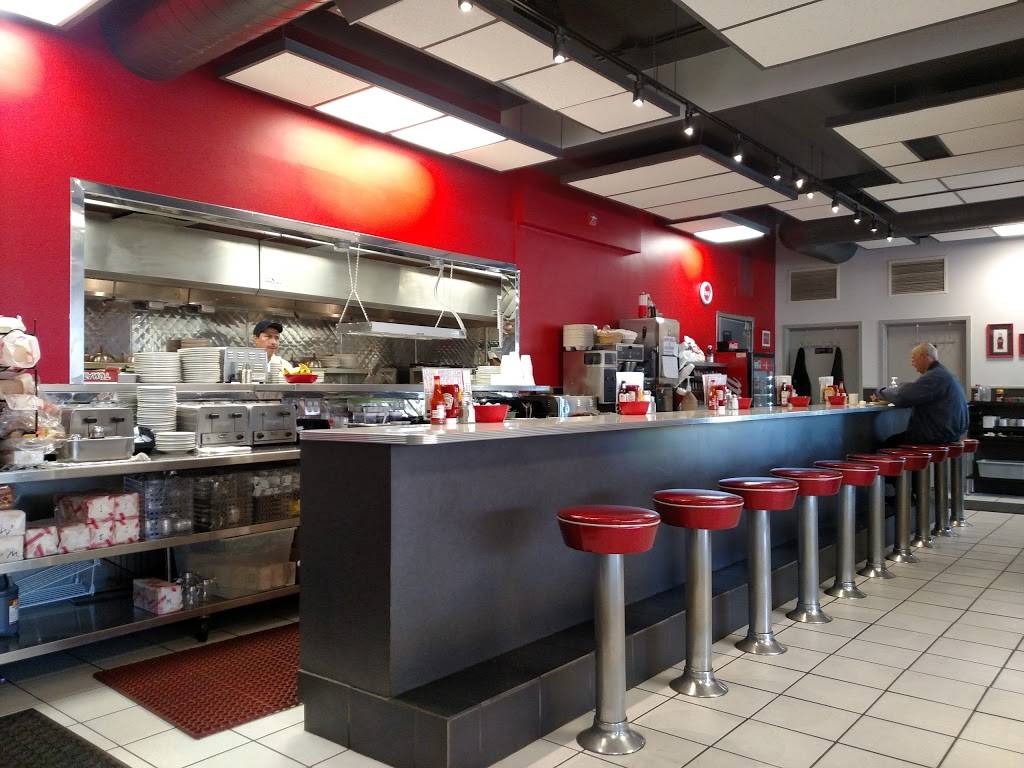 Louies Grill | restaurant | 7422 Madison St, Forest Park, IL 60130, USA | 7084888889 OR +1 708-488-8889