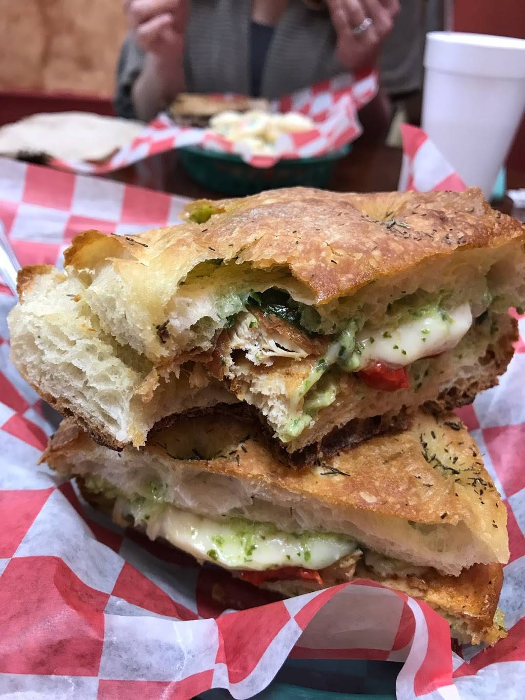 Backstreet Cafè | meal takeaway | 1780 Chandlers Ln, Sunset Beach, NC 28468, USA | 9105756759 OR +1 910-575-6759