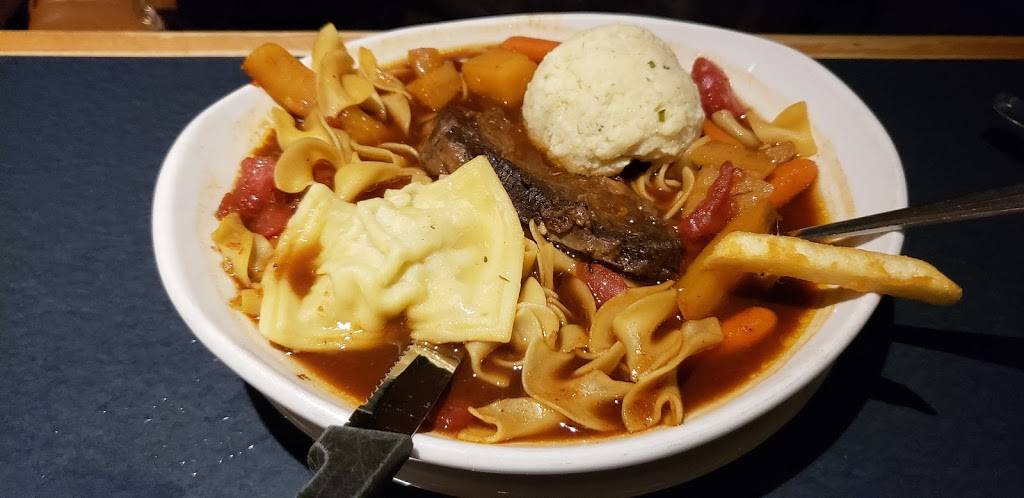 Crossroads Delicatessen | restaurant | 2795 Hedberg Dr, Minnetonka, MN 55305, USA | 9525466595 OR +1 952-546-6595