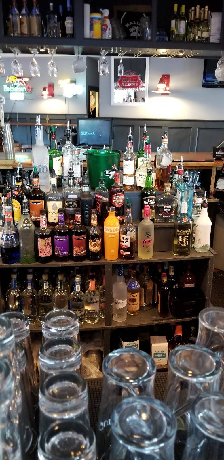 Gaffney’s | restaurant | 16 Caroline St, Saratoga Springs, NY 12866, USA | 5185877359 OR +1 518-587-7359