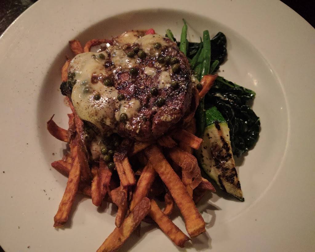 Bin 23 Restaurant | restaurant | 6 Carden St, Guelph, ON N1H 3A2, Canada | 5197802246 OR +1 519-780-2246