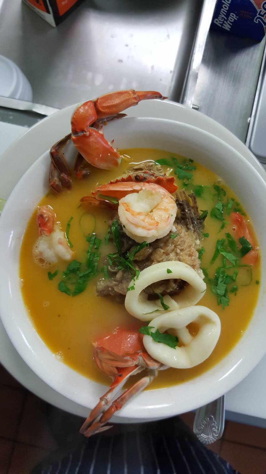 Comedor y Pupuseria San Alejo | restaurant | 1819 East-West Hwy, Chillum, MD 20783, USA | 2407143342 OR +1 240-714-3342