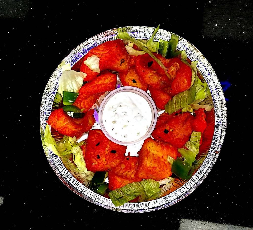 Flamin Chicken & Pizza | restaurant | 1595 Broadway, Brooklyn, NY 1 1207, USA | 7186848899 OR +1 718-684-8899