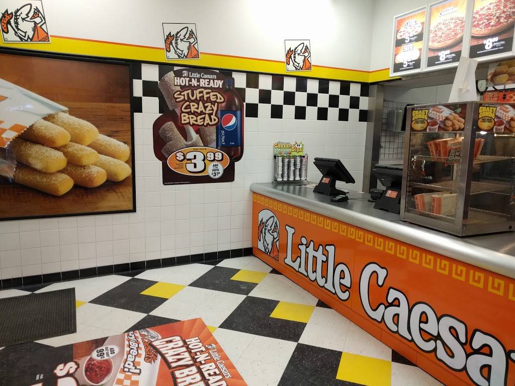 Little Caesars Pizza | meal takeaway | 2065 Lawrence Ave E, Scarborough, ON M1R 2Z4, Canada | 4167504795 OR +1 416-750-4795