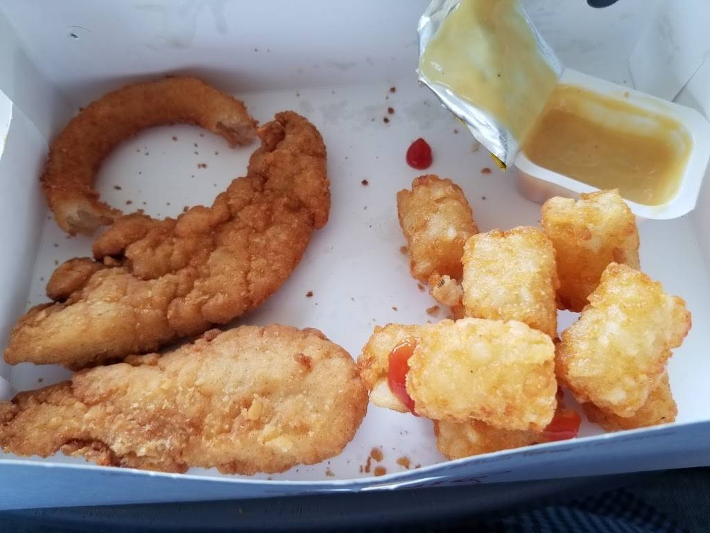 Sonic Drive-In | restaurant | 1637 Wells Branch Pkwy, Austin, TX 78728, USA | 5129900466 OR +1 512-990-0466