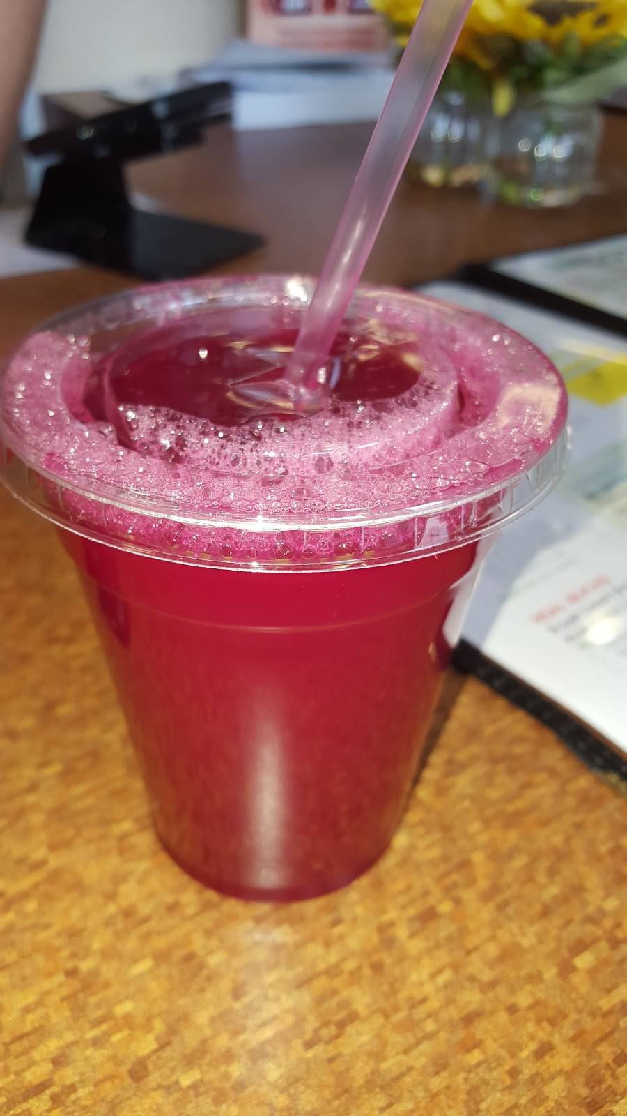 The Juice Kitchen | restaurant | 1617 W North Ave, Milwaukee, WI 53205, USA | 4148978635 OR +1 414-897-8635