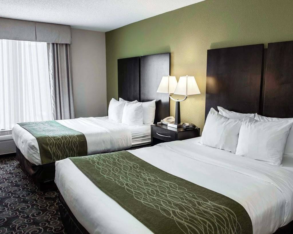 Comfort Suites West Indianapolis - Brownsburg | restaurant | 500 W Northfield Dr, Brownsburg, IN 46112, USA | 3178522000 OR +1 317-852-2000