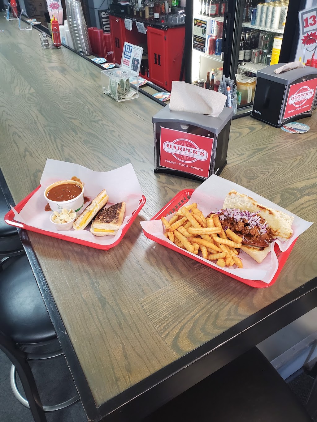 Harpers Public House | restaurant | 325 Main St, Dysart, IA 52224, USA | 3194765000 OR +1 319-476-5000