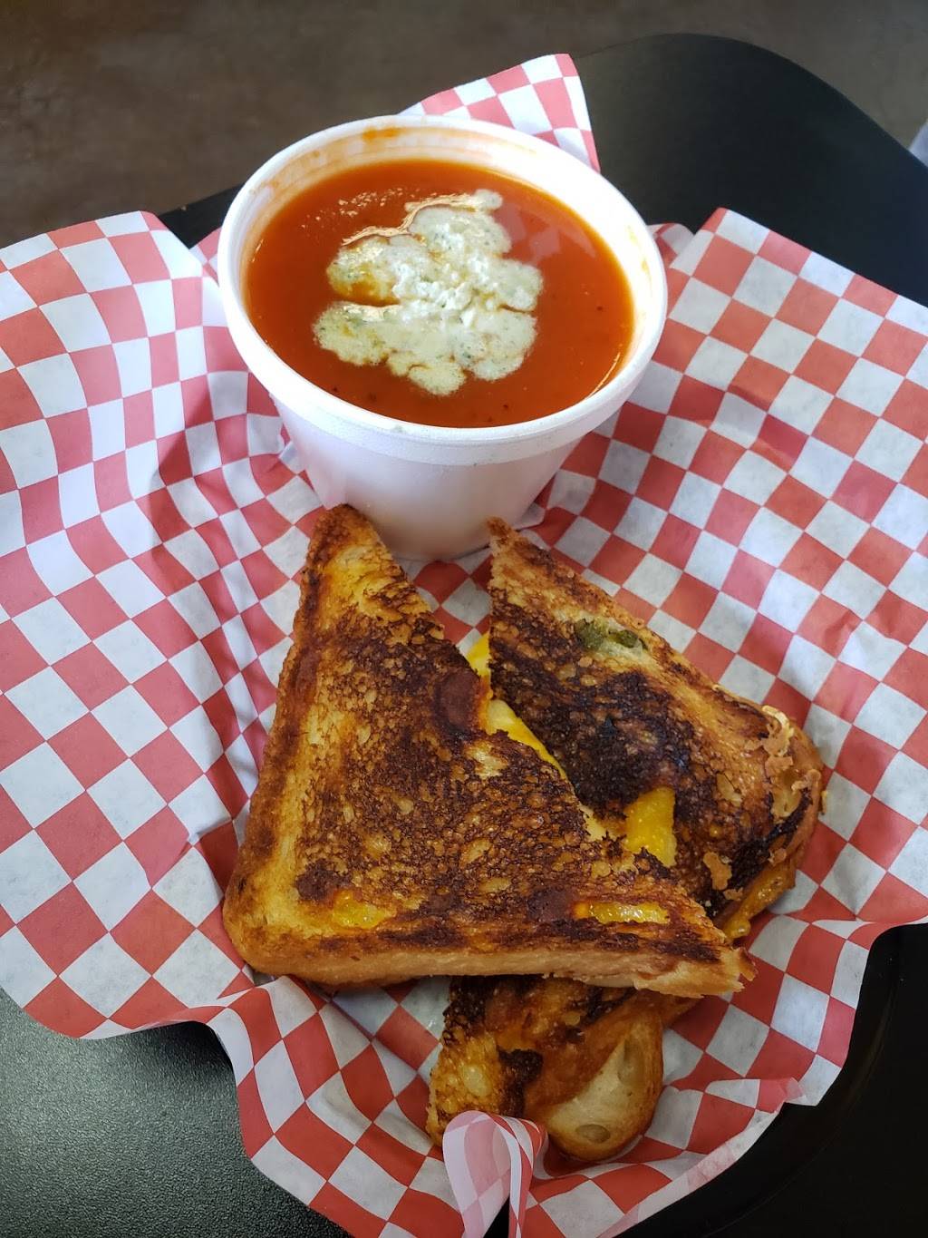 Cheezies | restaurant | 5995 Preston Rd, Frisco, TX 75034, USA | 4695353306 OR +1 469-535-3306