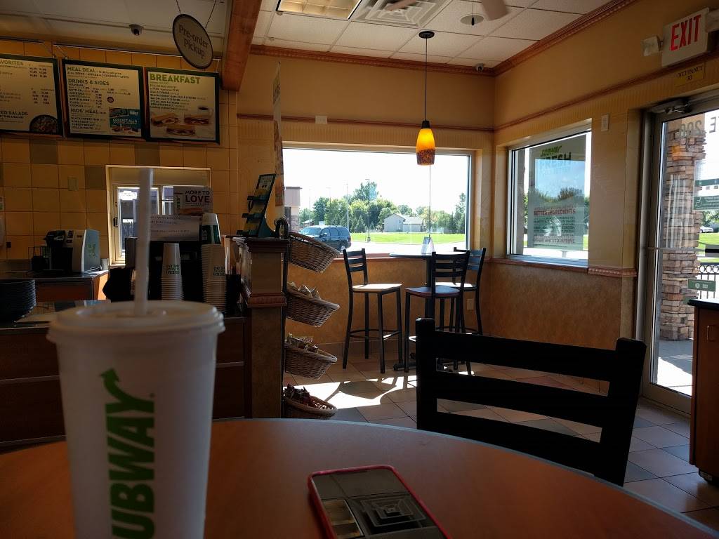 Subway | meal takeaway | 1091 2nd St S, Sartell, MN 56377, USA | 3202307827 OR +1 320-230-7827
