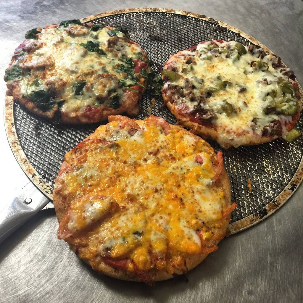 Country Style Pizza | bakery | 536 Dewey Ave, Bridgeville, PA 15017, USA | 4122219595 OR +1 412-221-9595