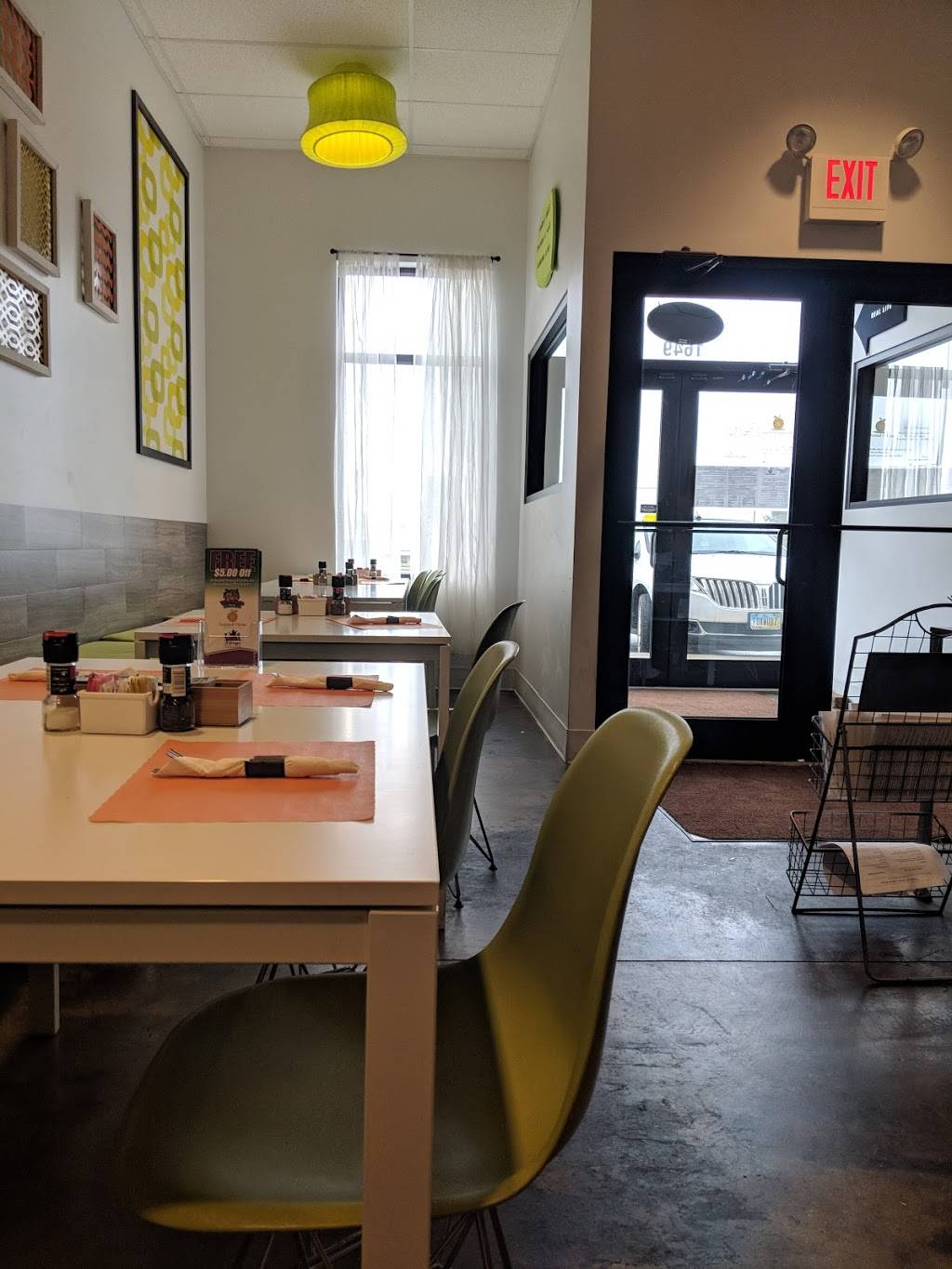 Twisted Citrus | restaurant | 1649 N Main St, North Canton, OH 44720, USA | 3303059680 OR +1 330-305-9680