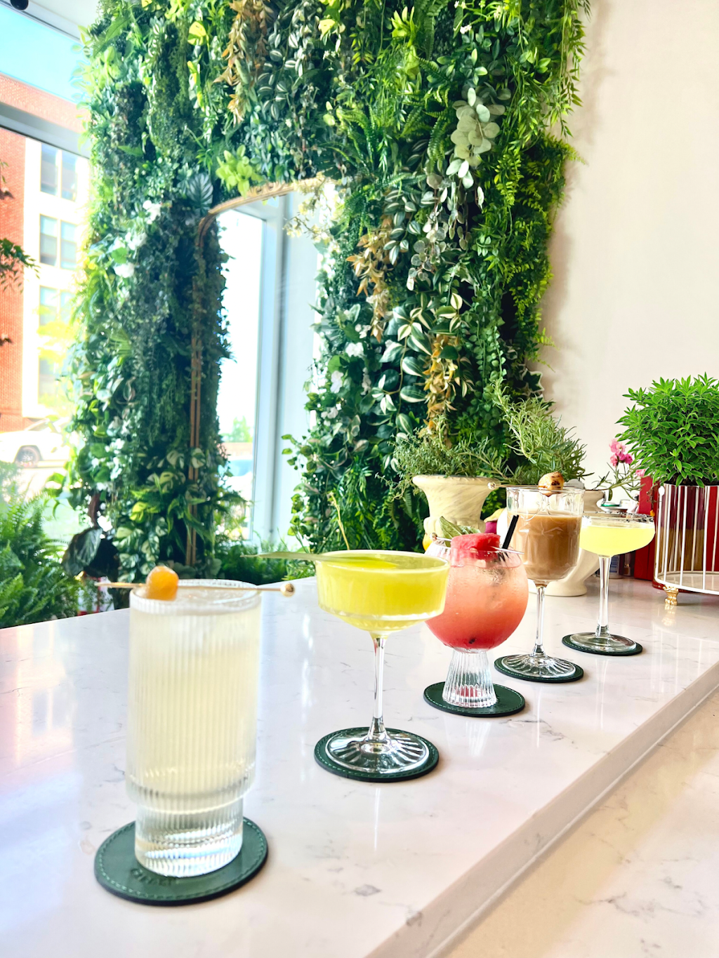 Eves Garden Lounge & Bar | restaurant | 11207 Reston Station Blvd, Reston, VA 20190, USA | 5713130741 OR +1 571-313-0741