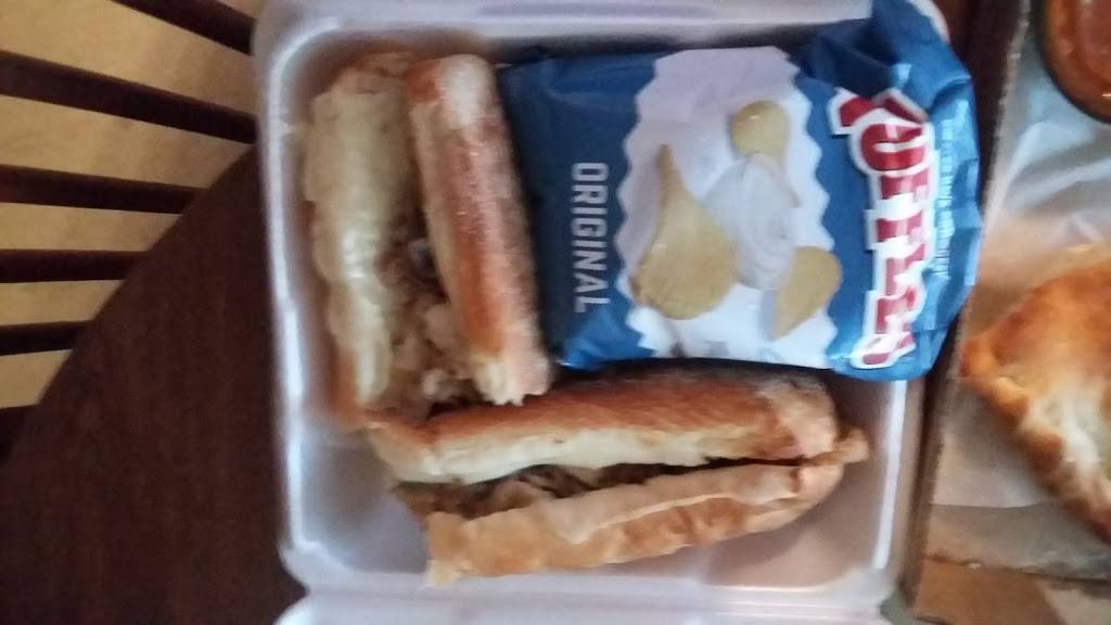 Castillos Ristorante & Pizzeria | restaurant | 975 Bacons Bridge Rd #156, Summerville, SC 29483, USA | 8438323330 OR +1 843-832-3330