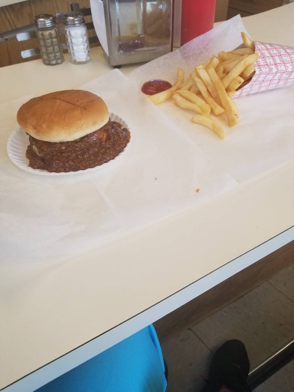 Koney King Restaurant | restaurant | 4601 Broadway, Gary, IN 46409, USA | 2198871843 OR +1 219-887-1843