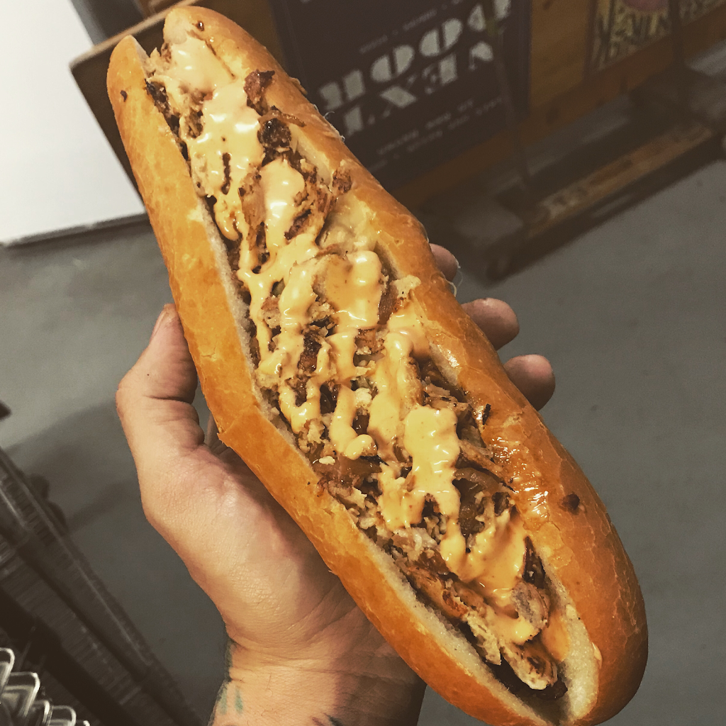 Munchies | restaurant | 530 East St, New Haven, CT 06511, USA | 2036000616 OR +1 203-600-0616