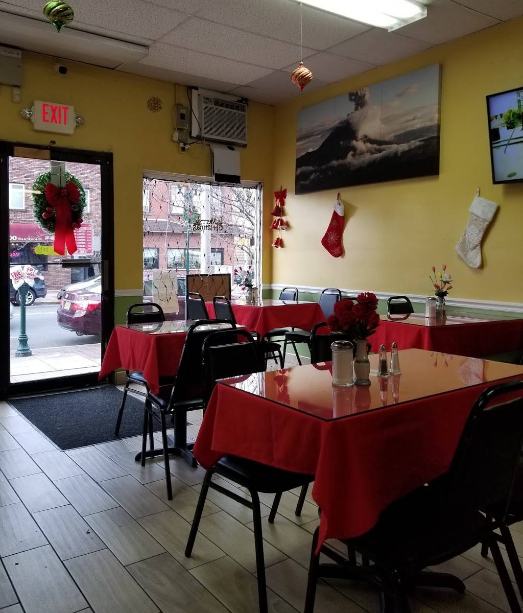 EcuAmerica Restaurant | restaurant | 4 Kearny Ave, Kearny, NJ 07032, USA | 2017725460 OR +1 201-772-5460