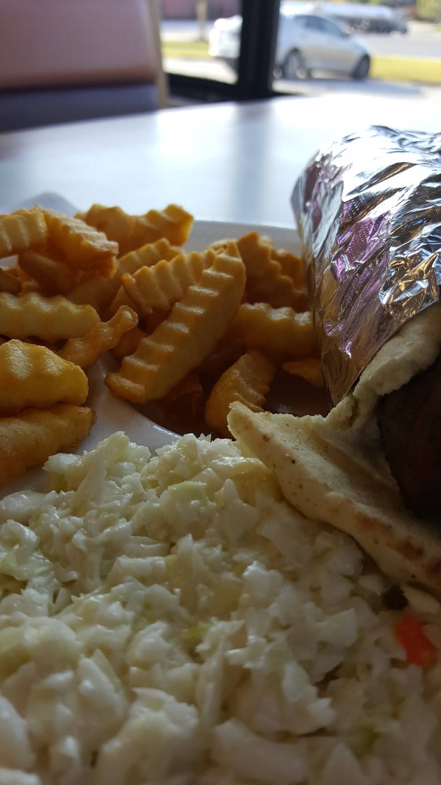 Charlies Fine Foods | restaurant | 226 Cedar Springs Rd, Spartanburg, SC 29302, USA | 8643429007 OR +1 864-342-9007