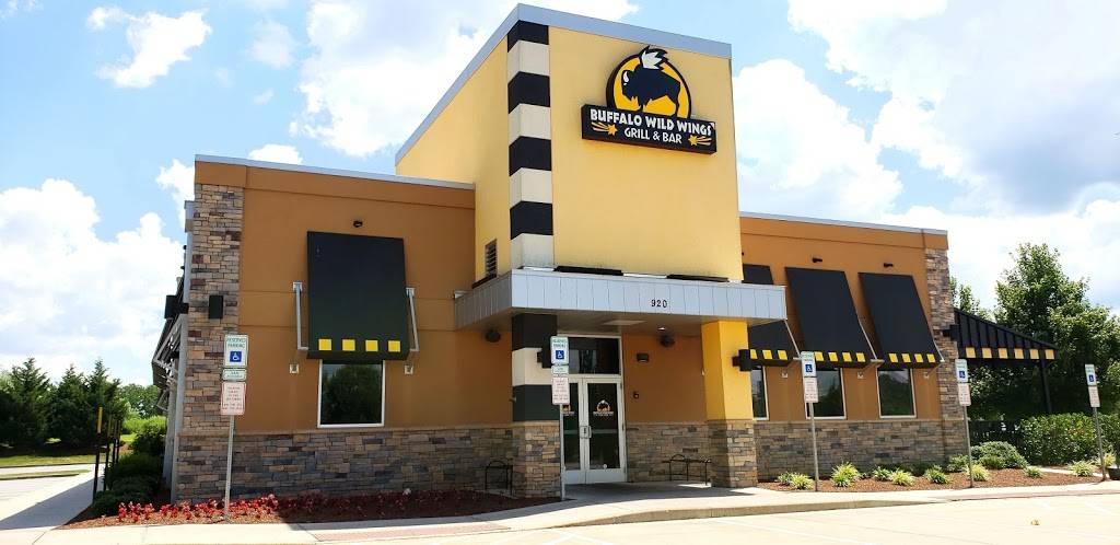 Buffalo Wild Wings | restaurant | 920 Baltimore Pike, Glen Mills, PA 19342, USA | 4848409150 OR +1 484-840-9150