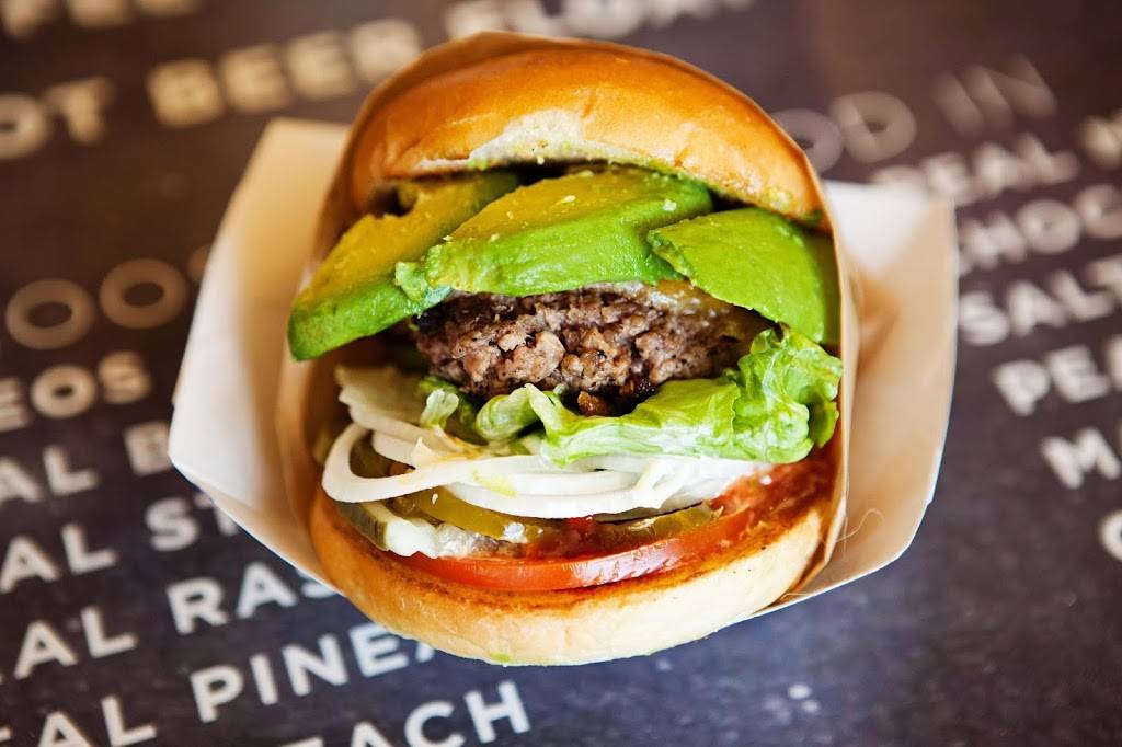 Pure Burger | restaurant | 2641 Gateway Rd, Carlsbad, CA 92009, USA | 7606835101 OR +1 760-683-5101