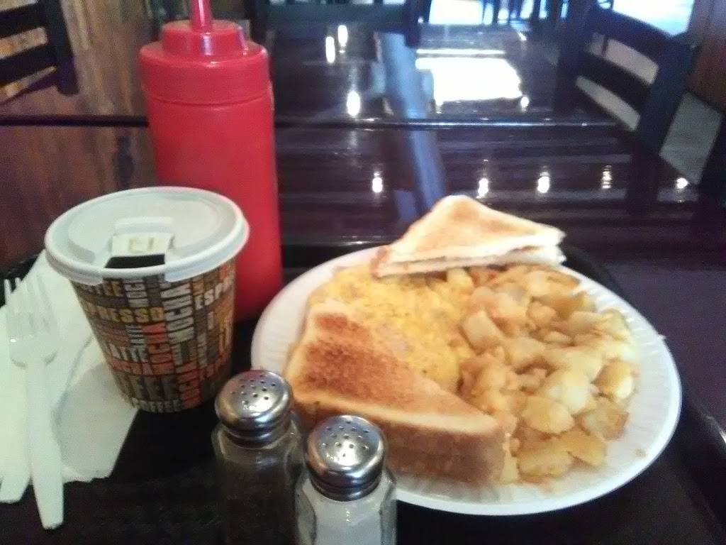 Bravos | restaurant | 377 Seneca Ave, Ridgewood, NY 11385, USA | 7188210492 OR +1 718-821-0492