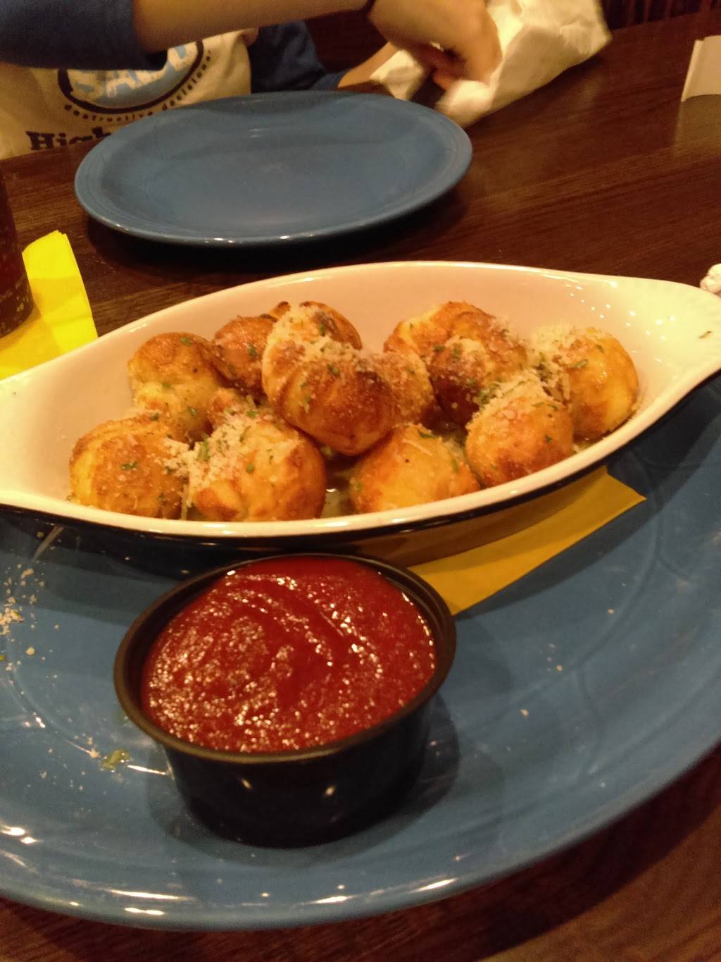 Rotolos Craft & Crust | restaurant | 1541 Gause Blvd, Slidell, LA 70458, USA | 9853268044 OR +1 985-326-8044