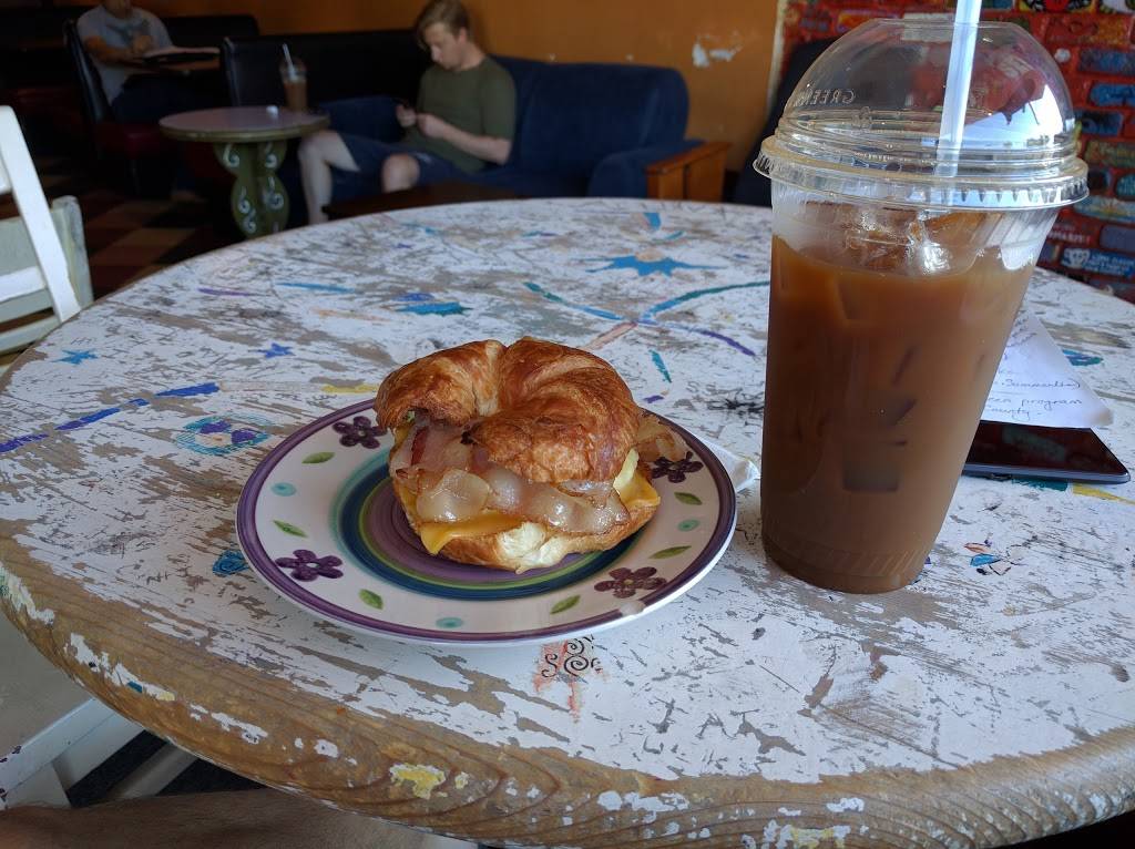 Austins Coffee | cafe | 929 W Fairbanks Ave, Winter Park, FL 32789, USA | 4079753364 OR +1 407-975-3364