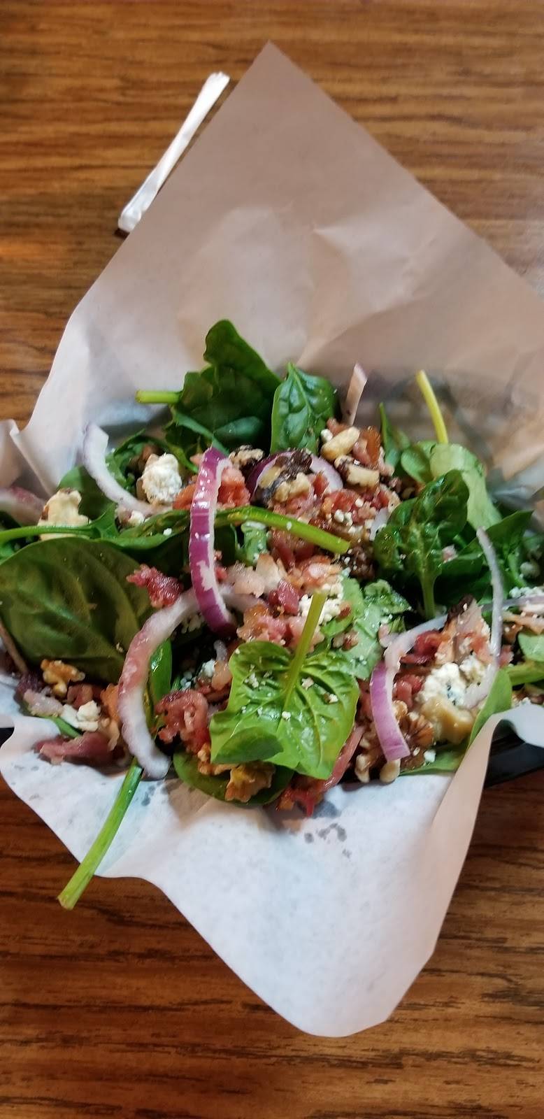 Old Town Pizza and Tap House | restaurant | 9677 Elk Grove Florin Rd, Elk Grove, CA 95624, USA | 9166866655 OR +1 916-686-6655