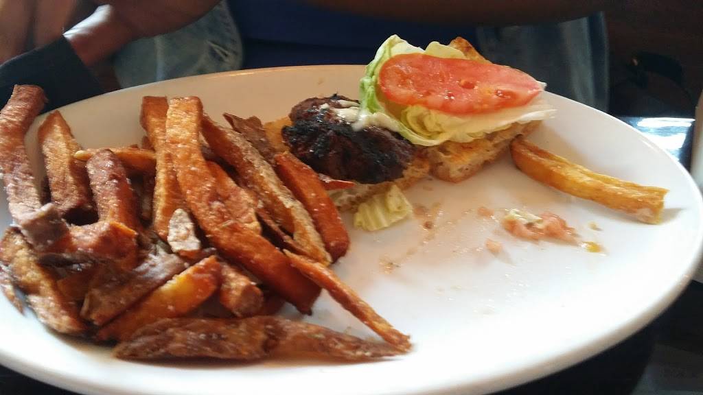 In Like Flynn Tavern | restaurant | 1371 Andre St, Baltimore, MD 21230, USA | 6673033681 OR +1 667-303-3681