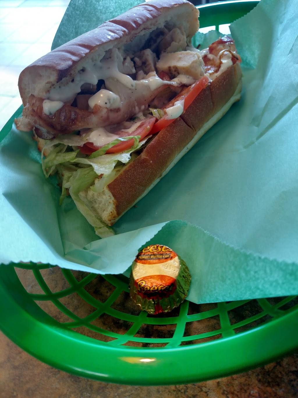 Subway | restaurant | 1460 Lyell Ave #400, Rochester, NY 14606, USA | 5854584782 OR +1 585-458-4782