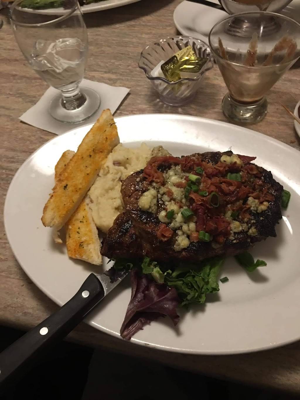 The Meadow Brook Restaurant & Functions | restaurant | 1486 Main St, Hanson, MA 02341, USA | 7812937900 OR +1 781-293-7900