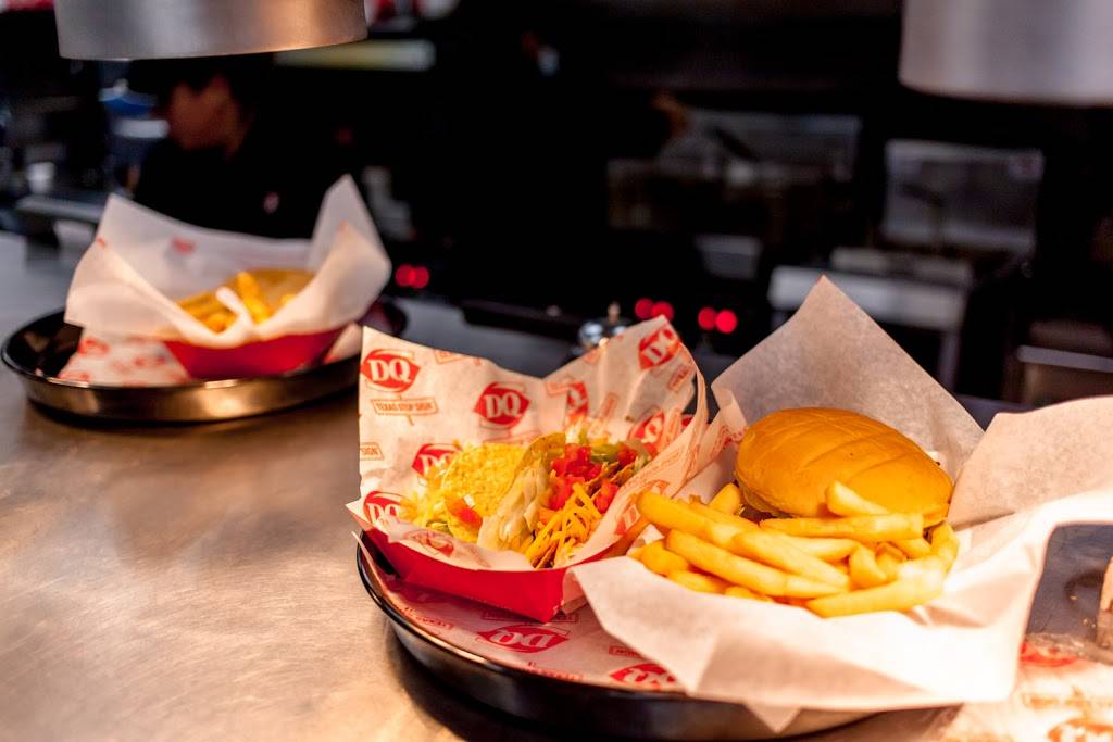 Dairy Queen | restaurant | 202 W 4th St, Cameron, TX 76520, USA | 2546973401 OR +1 254-697-3401