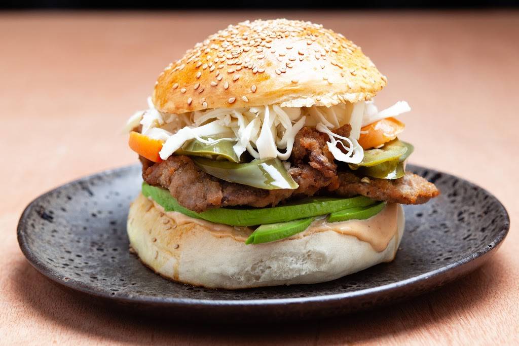 Taco Madre | restaurant | 902 Randall Rd, St. Charles, IL 60175, USA | 6305496161 OR +1 630-549-6161