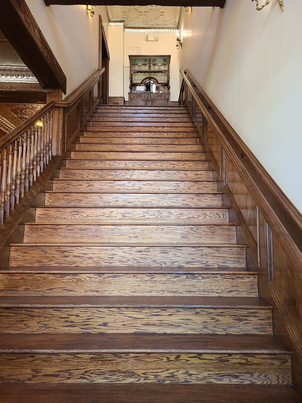 JRS Chophouse B&B | restaurant | 119 N Main St, Jacksboro, TX 76458, USA | 9405676464 OR +1 940-567-6464