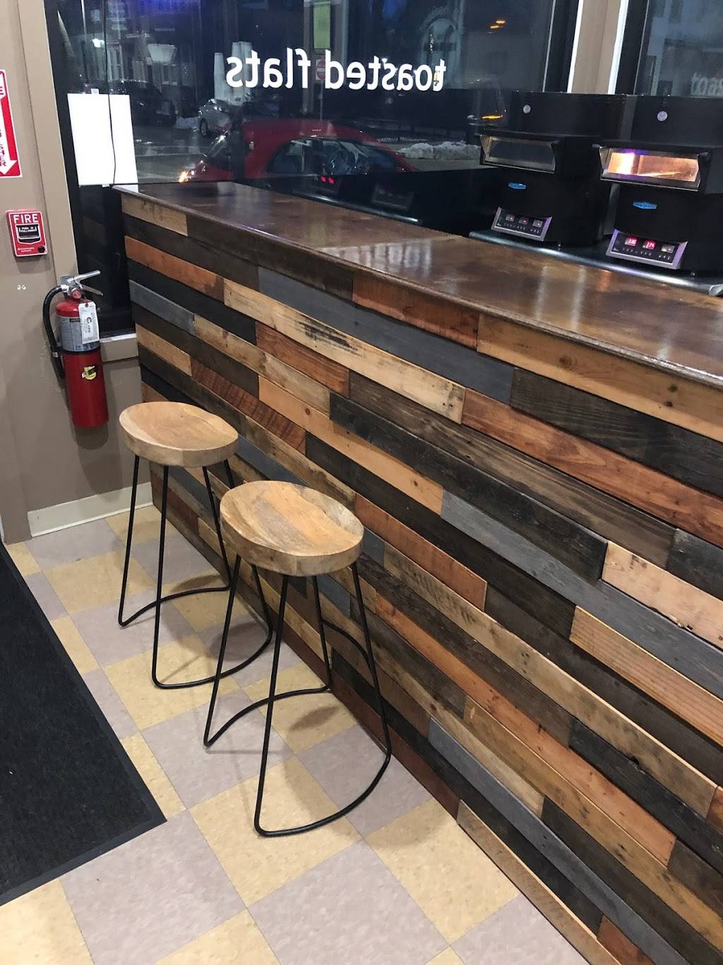 Toasted Flats | restaurant | 53 Chelsea St, Boston, MA 02128, USA | 8572648531 OR +1 857-264-8531