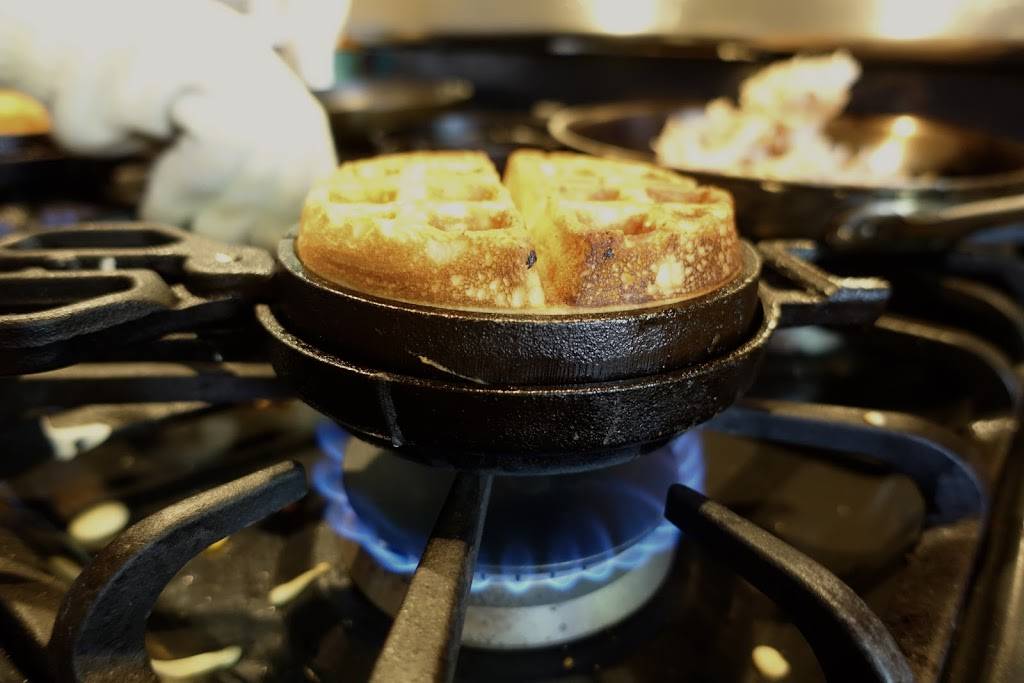 Ooga Booga Waffles | restaurant | 5000 Burnet Rd, Austin, TX 78756, USA | 8177276954 OR +1 817-727-6954