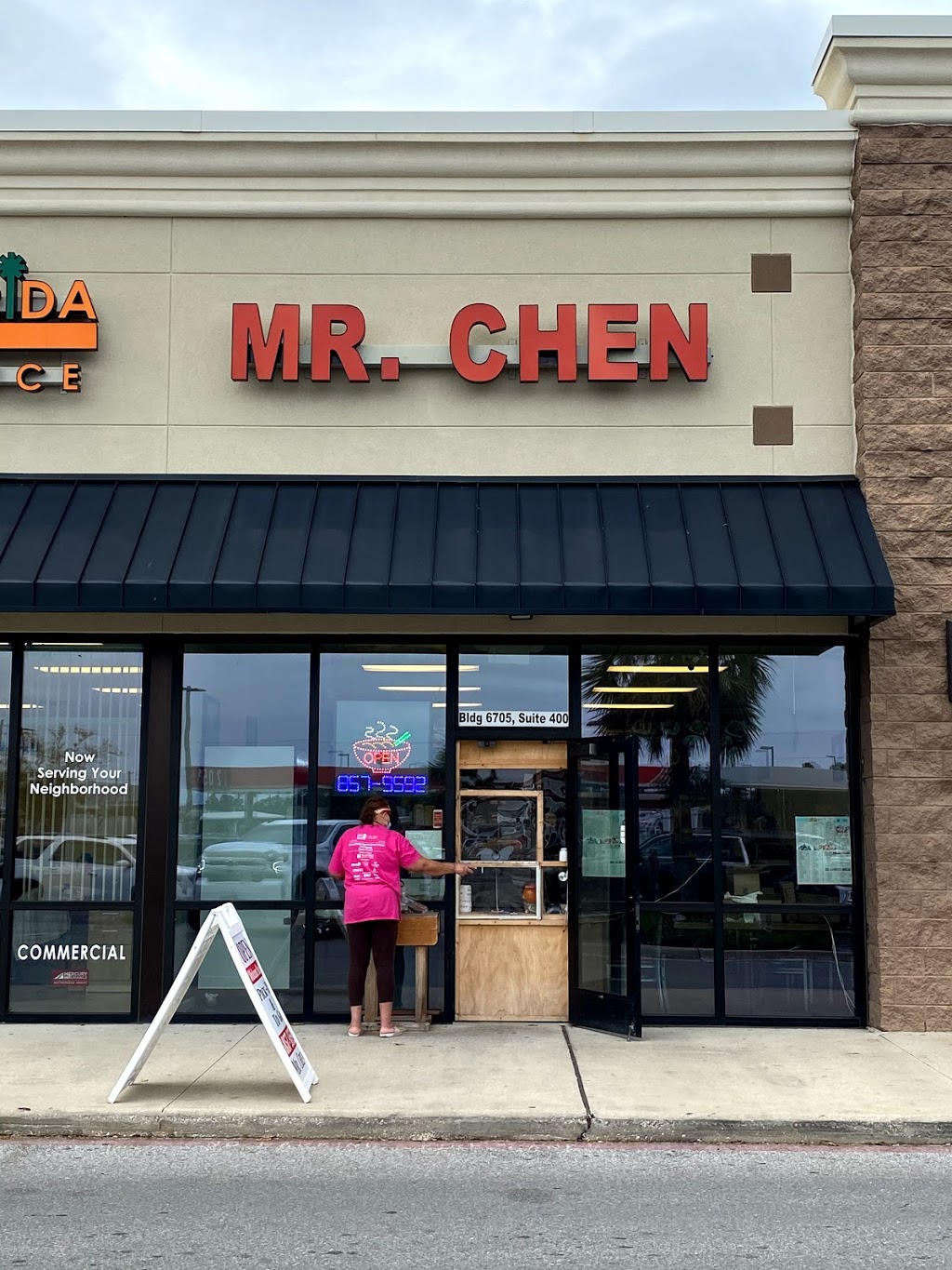 Mr. Chen | restaurant | 6705 Pine Forest Rd Ste 400, Pensacola, FL 32526, USA | 8508579592 OR +1 850-857-9592