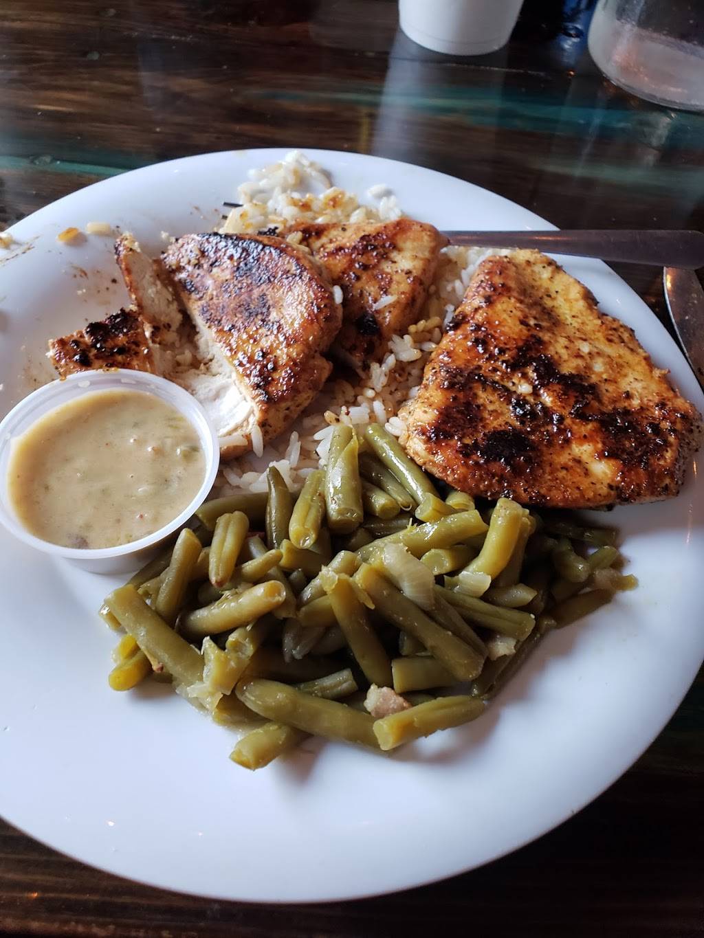 Pinchers Restaurant | restaurant | 23324 US-59, El Campo, TX 77437, USA | 9795432645 OR +1 979-543-2645