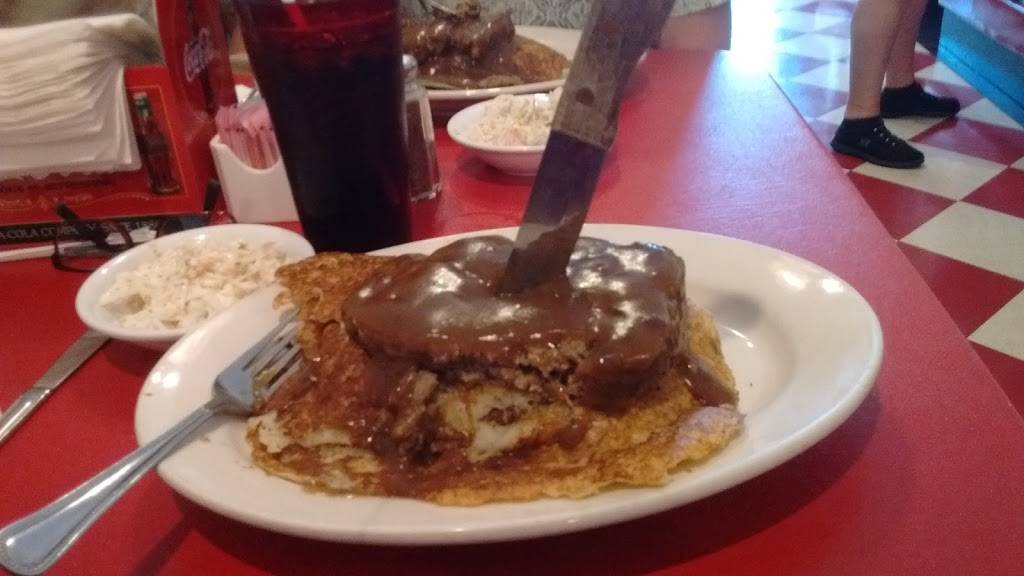 Spinners Good Time Diner | restaurant | 602 South St #13, Chardon, OH 44024, USA | 4402861186 OR +1 440-286-1186