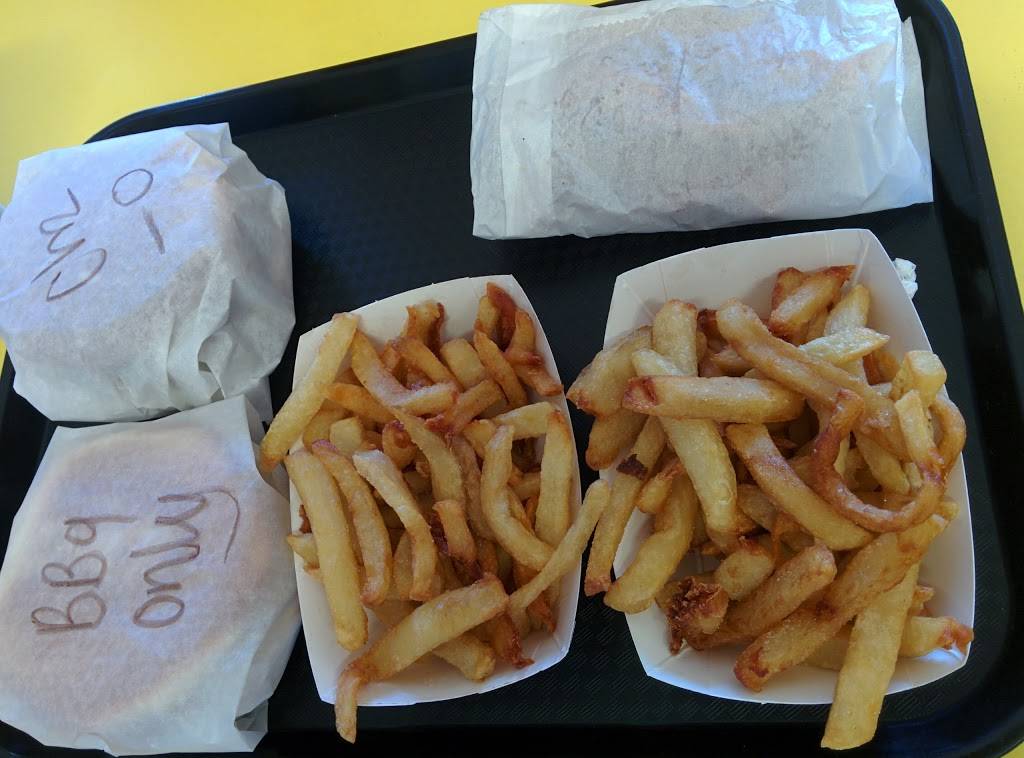 Happy Dog | restaurant | 18962 Sonoma Hwy, Sonoma, CA 95476, USA | 7079356211 OR +1 707-935-6211