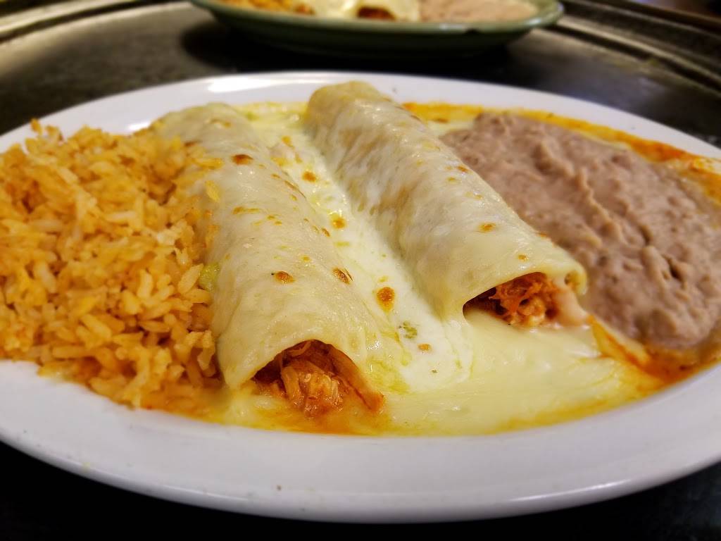 El Rio Mexican Restaurant | restaurant | 1361 S Main St #600, Boerne, TX 78006, USA | 8302499846 OR +1 830-249-9846