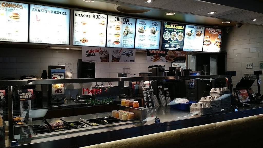 Harveys | restaurant | 3095 Dougall Ave, Windsor, ON N9E 1S3, Canada | 5199724826 OR +1 519-972-4826