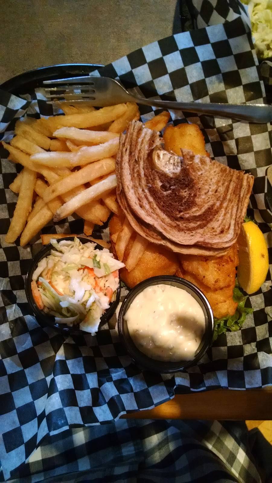 Legends Brewhouse & Eatery De Pere | restaurant | 875 Heritage Rd, De Pere, WI 54115, USA | 9203368036 OR +1 920-336-8036