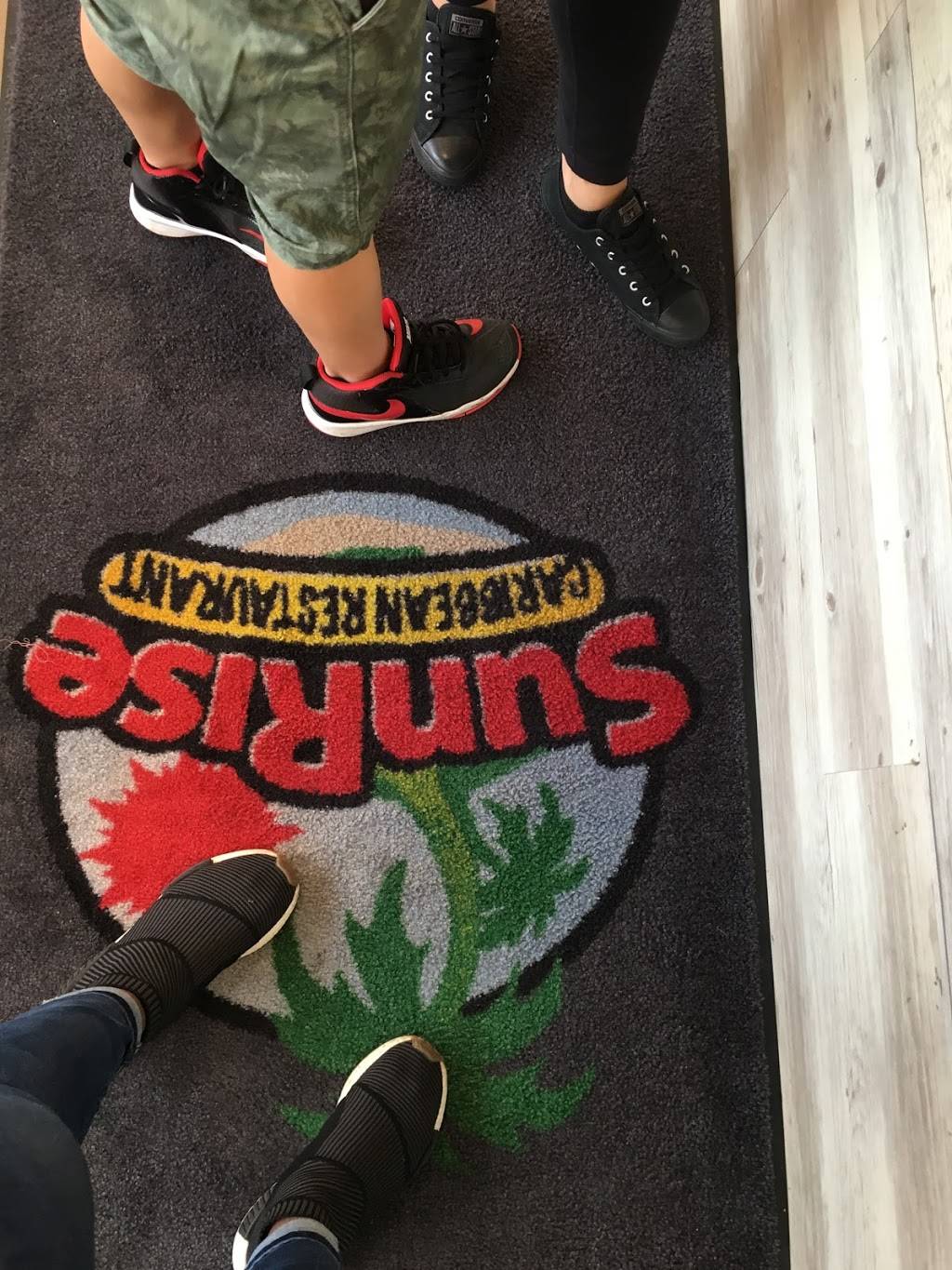 Sunrise Caribbean Restaurant | restaurant | 3513 Wyecroft Rd Unit #H9, Oakville, ON L6L 0B6, Canada | 2893863393 OR +1 289-386-3393